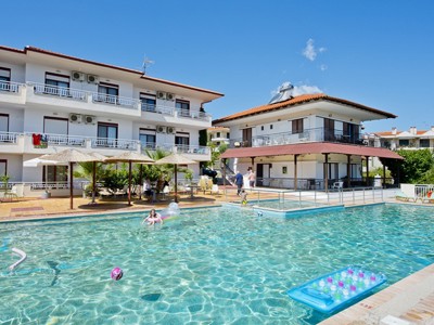 Medusa Hotel, Main