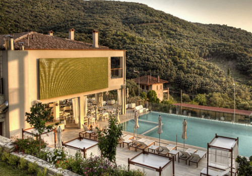 Salvator Villas & Spa Hotel, Exterior