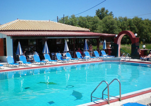 Dionysis and Tonia Studios, Swimming Pool (1)