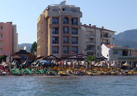 Natalies Beach Hotel, Main