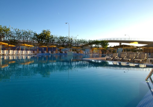 Outdoor Pool 2. Green Field. Playa Del Ingles