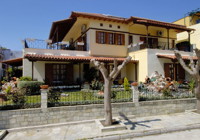 La Luna Studios. Exterior