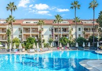 View of Pool at Kentia Apartments