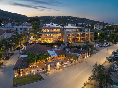 Surroundings of Alkyon Hotel in Skiathos Town