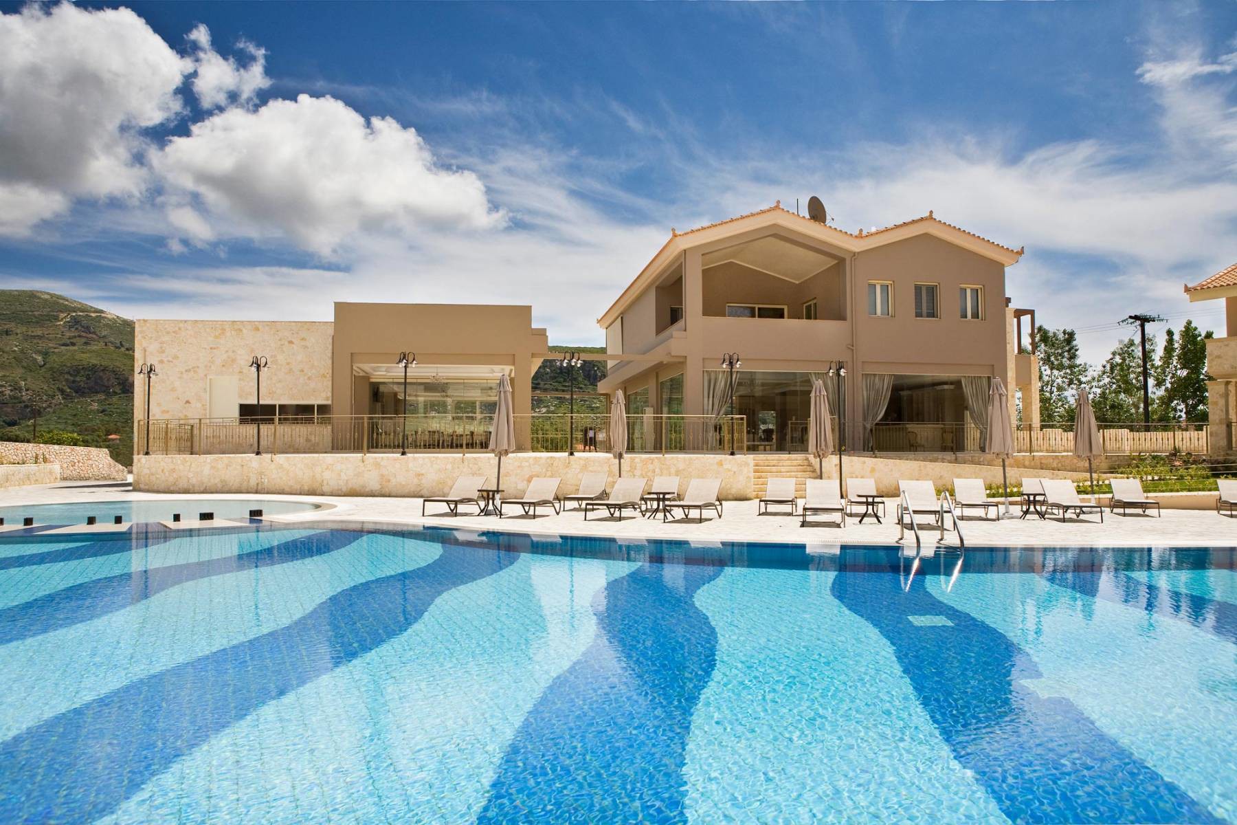 The Magnolia Resort. Outdoor Pool..