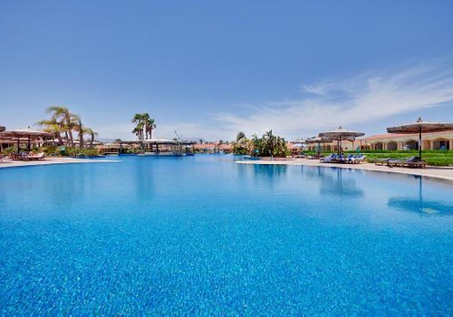 Jolie Ville Golf & Resort. Outdoor pool