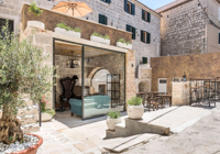 Exterior of Heritage Palace Varos