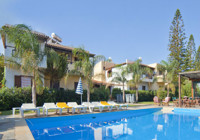 Petros Village, Main