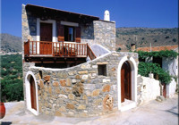 Efterpi Or Argiro Houses, Main