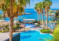 Swimming pool at Calheta Beach