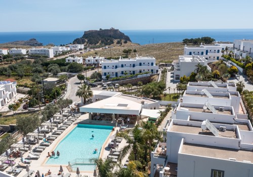Lambis Studios Apartments Villas