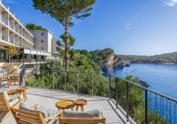 Bar Terrace At Akrotiri Beach Hotel